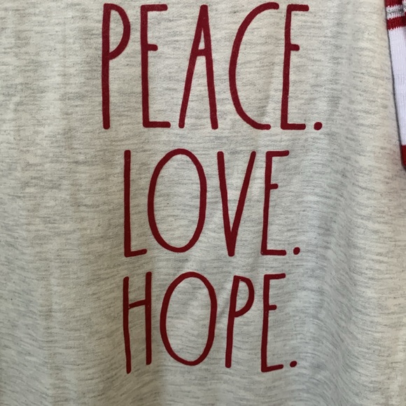 Rae Dunn Women's "PEACE LOVE HOPE" Gray Gallery Sweatshirt Cozy Ankle Socks Set - Picture 3 of 13